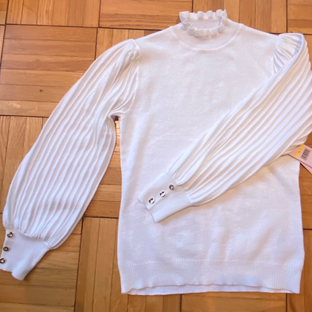 Women's White Shimmer Knit Sweater - Perfect for Holidays!